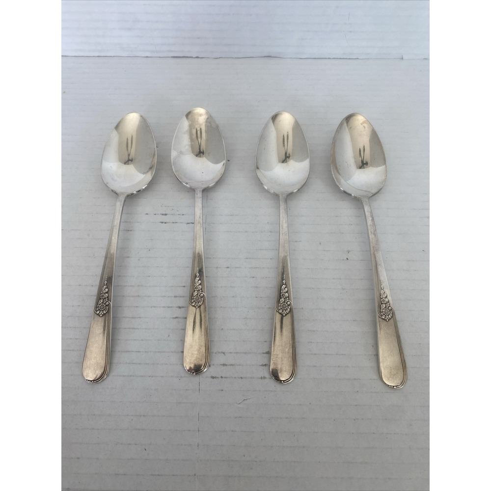 Vintage Holmes & Edwards Youth silverplate Set of 4 Tablespoons
